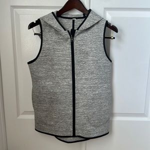 Lululemon Vest size 6
